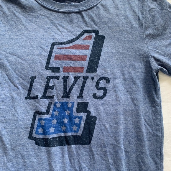 Blue Levis t shirt - Picture 2 of 5